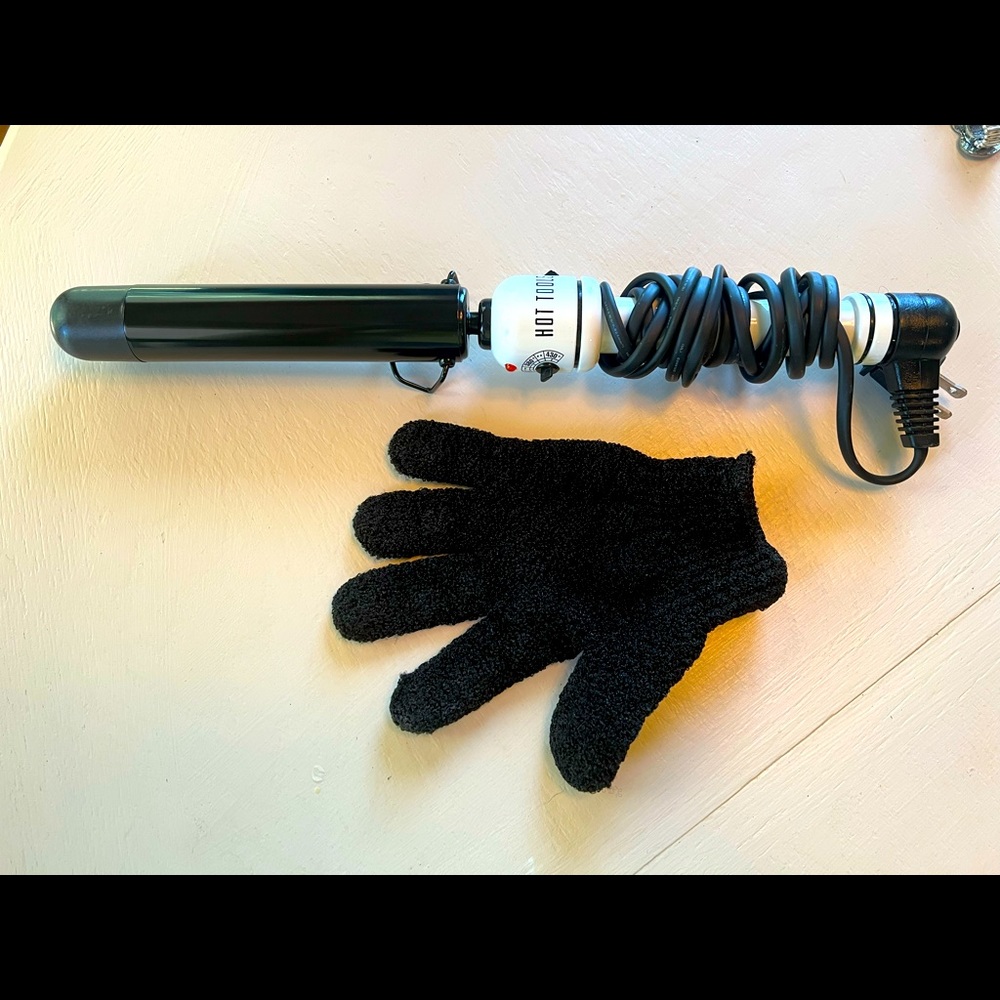 Hot Tools Curling Wand 1 1/2 inches